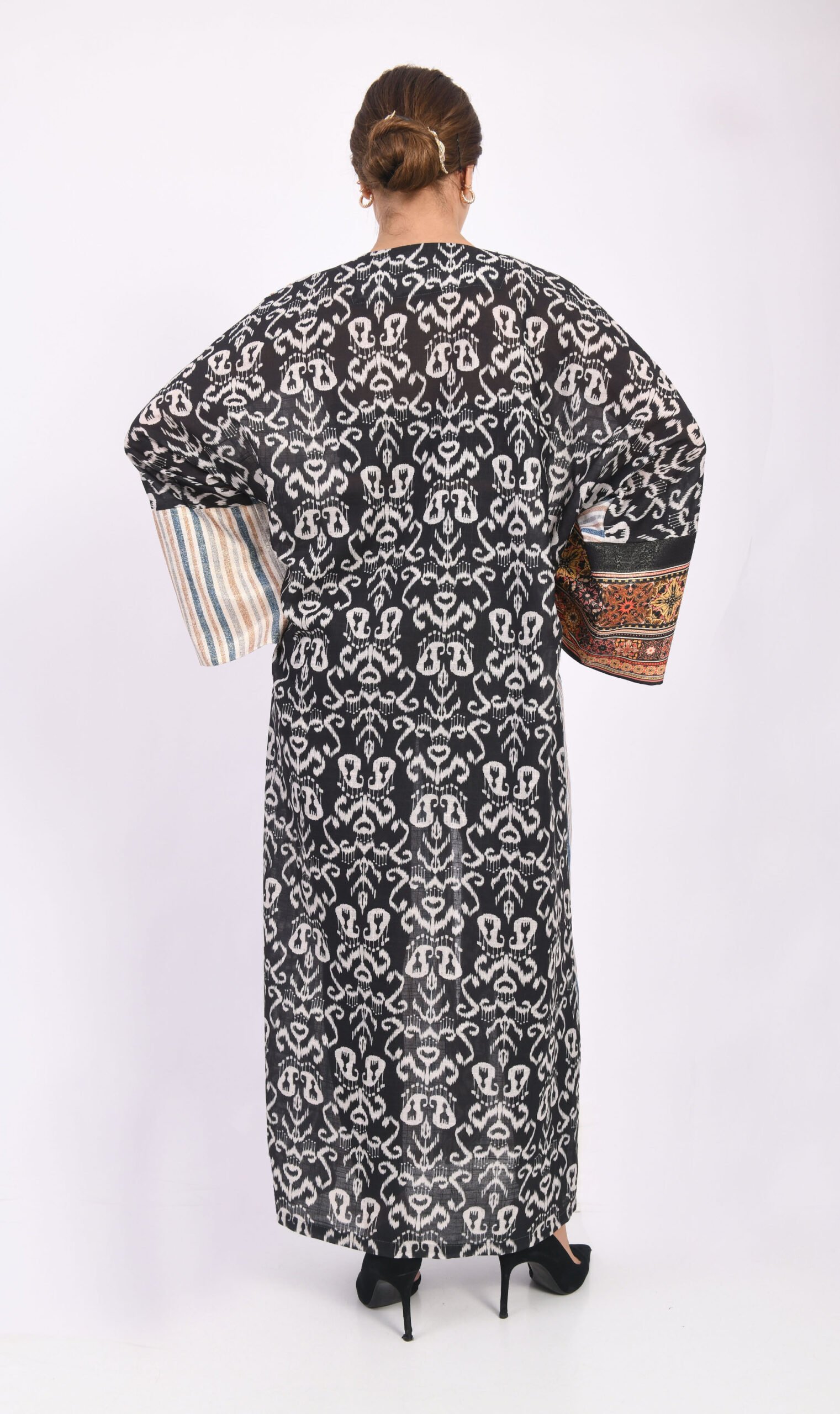 Ivory Aura Blazer Abaya - Görsel 9